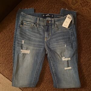 Hollister Low-Rise Super Skinny Jeans